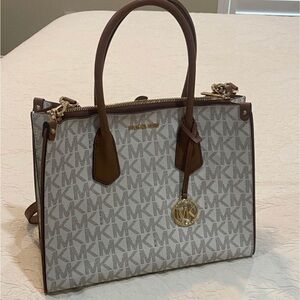 Michael Kors handbag, NWOT; retail was over $300.